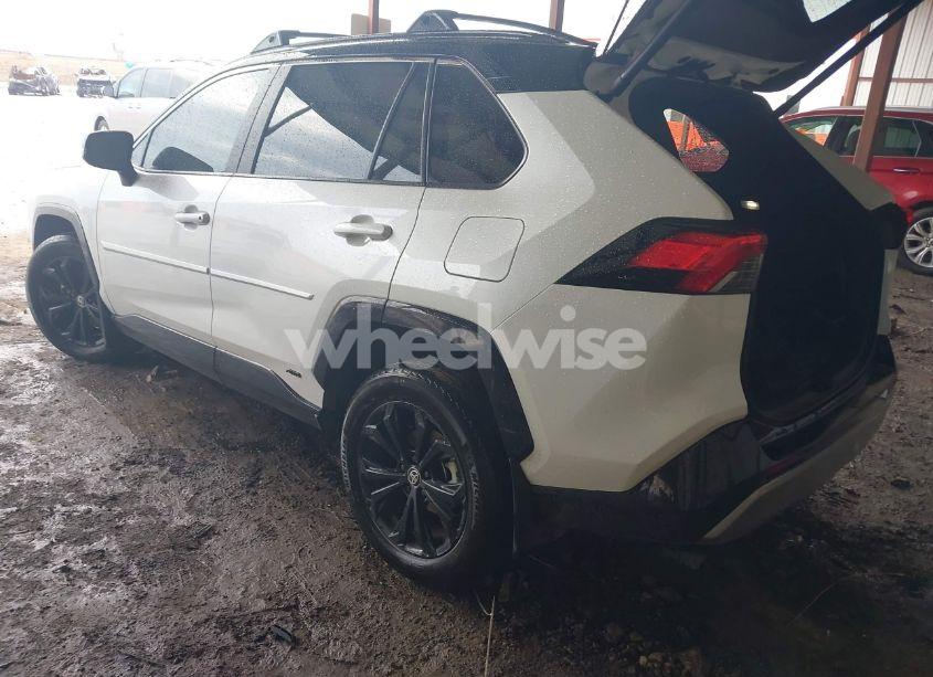 Photo 3 of 2024 Toyota Rav4 HYBRID XSE (VIN 2T3E6RFV7RW077162)