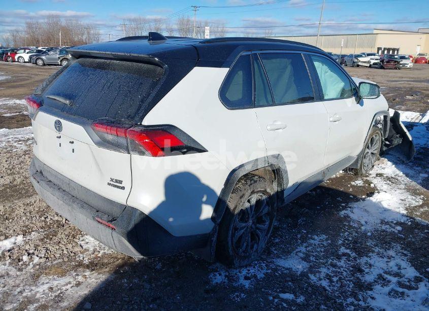Photo 4 of 2024 Toyota Rav4 HYBRID XSE (VIN 2T3E6RFV8RW051394)