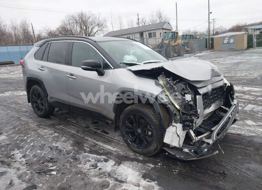 2024 Toyota Rav4 HYBRID XSE (VIN 2T3E6RFV9RW047225) main photo