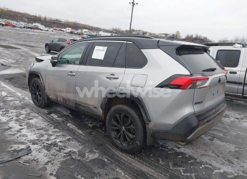 Photo 3 of 2024 Toyota Rav4 HYBRID XSE (VIN 2T3E6RFV9RW047225)