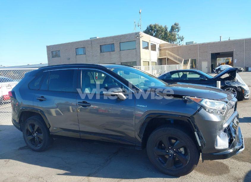 Photo 13 of 2021 Toyota Rav4 HYBRID XSE (VIN 2T3E6RFVXMW009477)