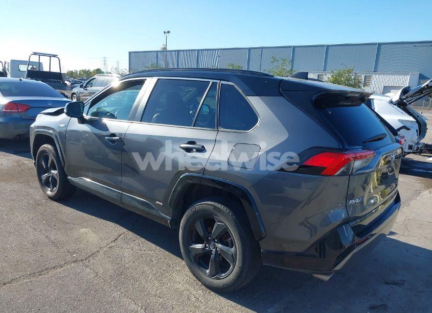 Photo 3 of 2021 Toyota Rav4 HYBRID XSE (VIN 2T3E6RFVXMW009477)