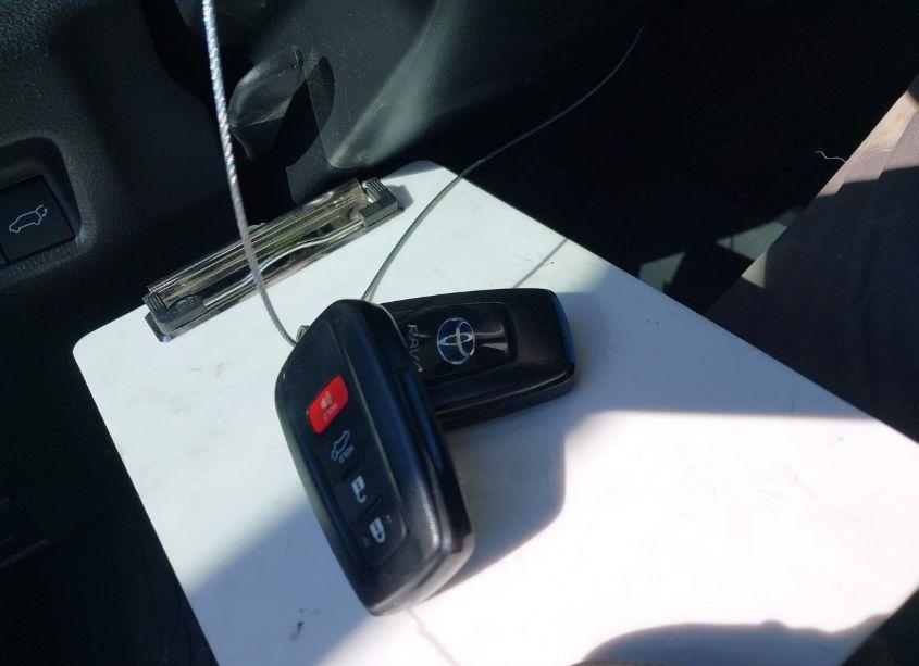 Photo 11 of 2021 Toyota Rav4 HYBRID XSE (VIN 2T3E6RFVXMW022536)