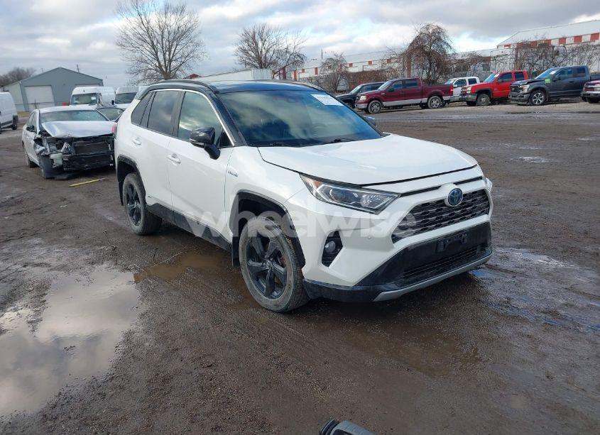 2020 Toyota Rav4 HYBRID XSE (VIN 2T3EWRFV1LW051664) main photo