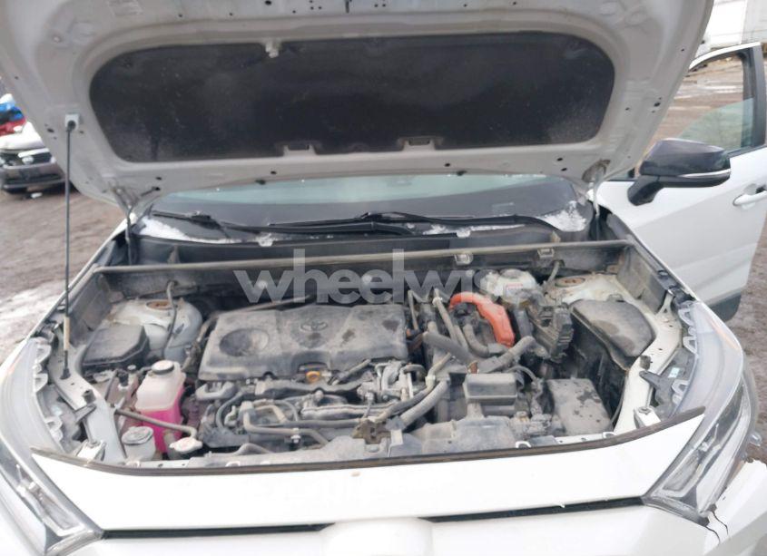 Photo 10 of 2020 Toyota Rav4 HYBRID XSE (VIN 2T3EWRFV1LW051664)