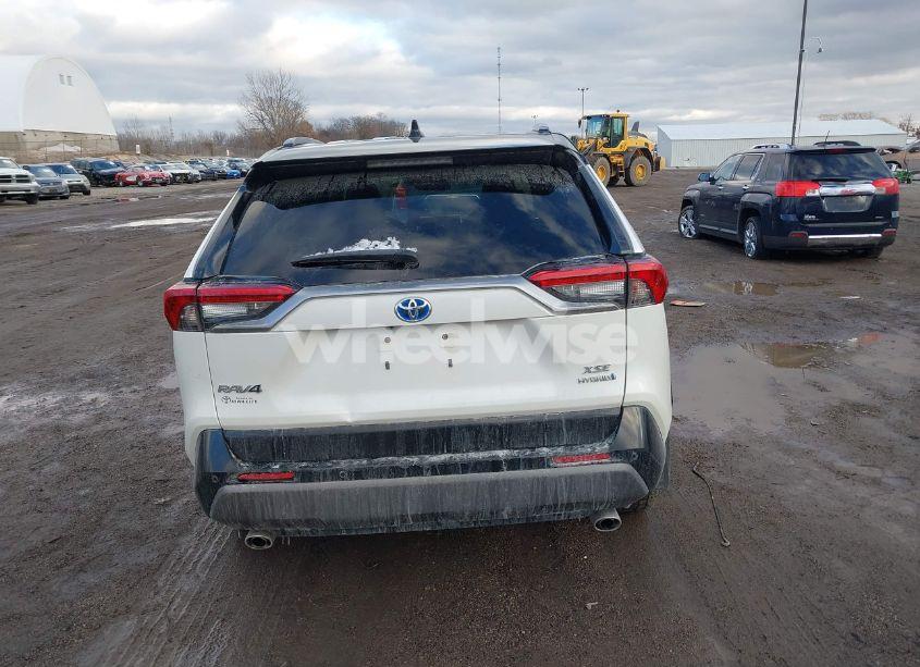 Photo 16 of 2020 Toyota Rav4 HYBRID XSE (VIN 2T3EWRFV1LW051664)