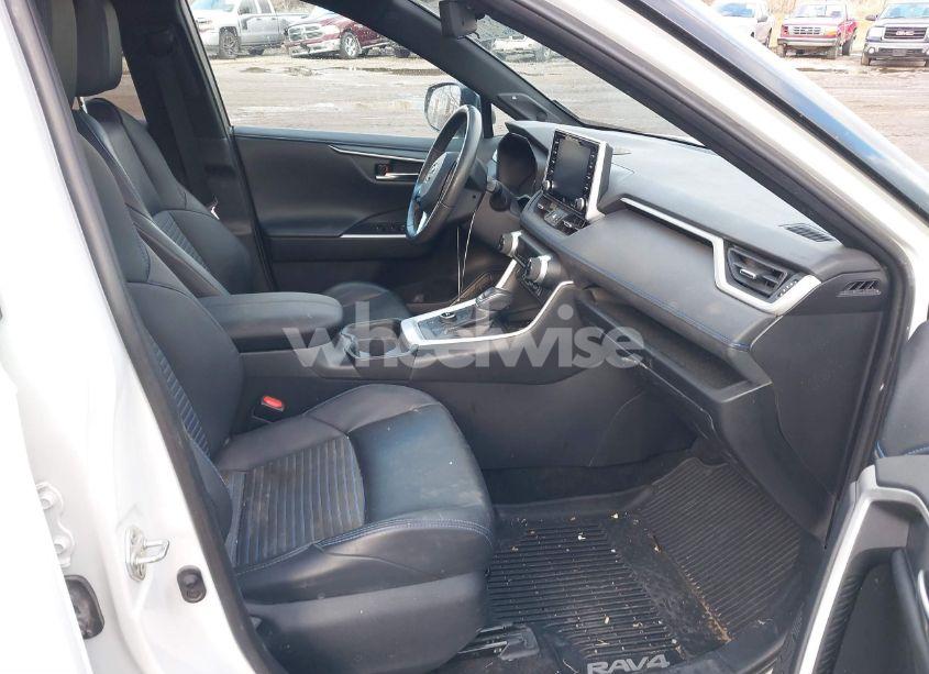 Photo 5 of 2020 Toyota Rav4 HYBRID XSE (VIN 2T3EWRFV1LW051664)