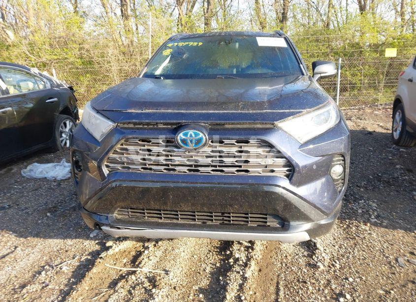 Photo 12 of 2020 Toyota Rav4 HYBRID XSE (VIN 2T3EWRFV4LW076302)