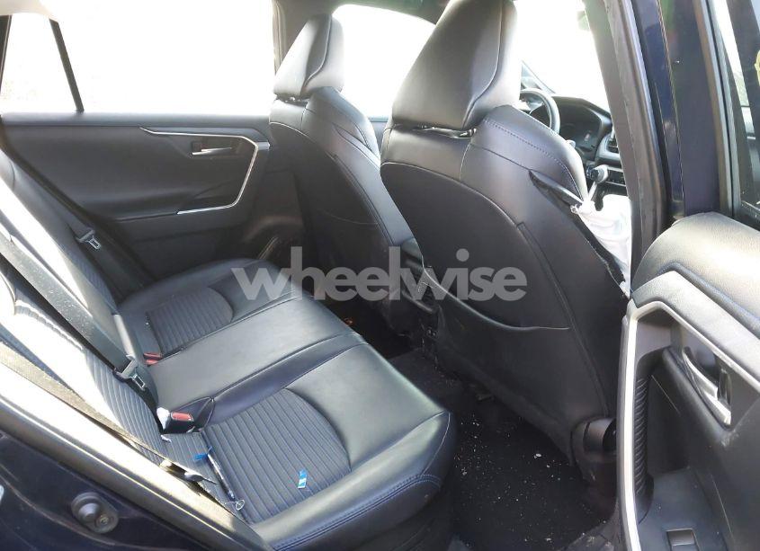 Photo 8 of 2020 Toyota Rav4 HYBRID XSE (VIN 2T3EWRFV4LW076302)