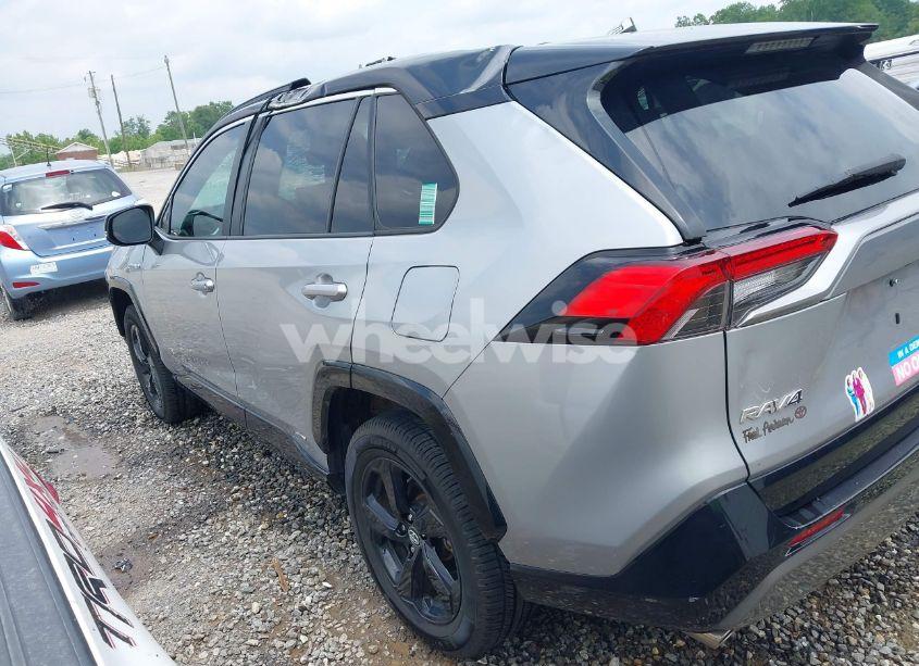 Photo 3 of 2020 Toyota Rav4 HYBRID XSE (VIN 2T3EWRFV4LW085971)