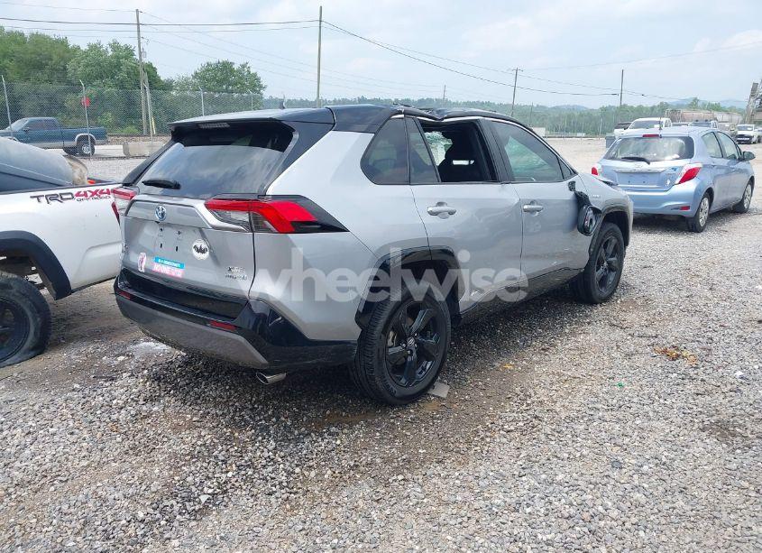 Photo 4 of 2020 Toyota Rav4 HYBRID XSE (VIN 2T3EWRFV4LW085971)