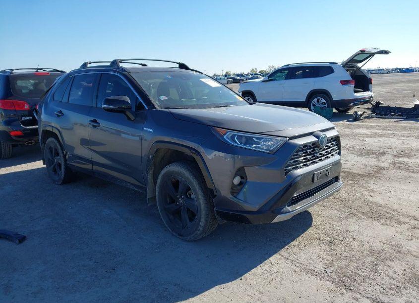 2020 Toyota Rav4 HYBRID XSE (VIN 2T3EWRFV7LW097838) main photo