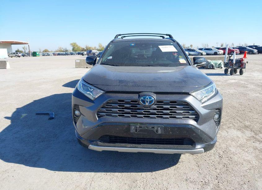 Photo 12 of 2020 Toyota Rav4 HYBRID XSE (VIN 2T3EWRFV7LW097838)