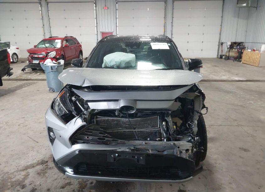 Photo 12 of 2020 Toyota Rav4 HYBRID XSE (VIN 2T3EWRFV8LW074200)