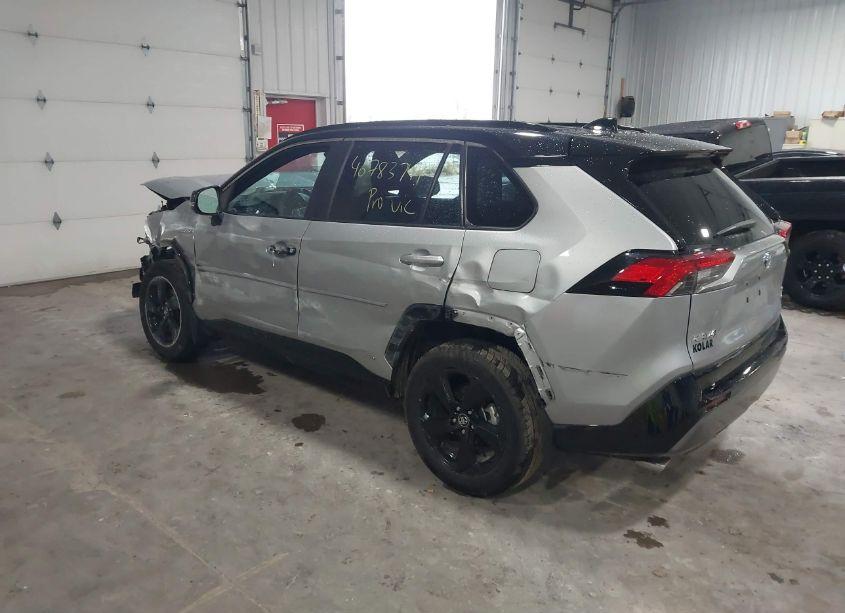 Photo 3 of 2020 Toyota Rav4 HYBRID XSE (VIN 2T3EWRFV8LW074200)