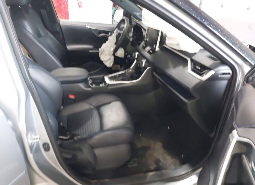 Photo 5 of 2020 Toyota Rav4 HYBRID XSE (VIN 2T3EWRFV8LW074200)