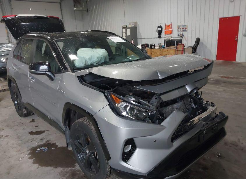 Photo 6 of 2020 Toyota Rav4 HYBRID XSE (VIN 2T3EWRFV8LW074200)