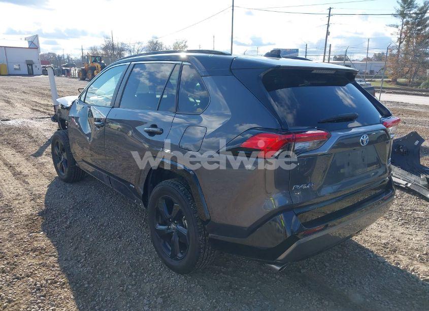 Photo 3 of 2020 Toyota Rav4 HYBRID XSE (VIN 2T3EWRFV8LW099579)