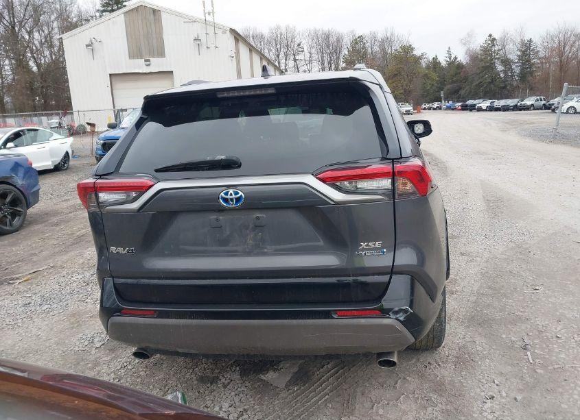 Photo 16 of 2020 Toyota Rav4 HYBRID XSE (VIN 2T3EWRFVXLW084324)