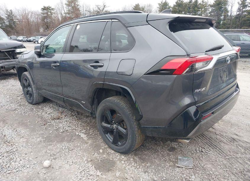 Photo 3 of 2020 Toyota Rav4 HYBRID XSE (VIN 2T3EWRFVXLW084324)