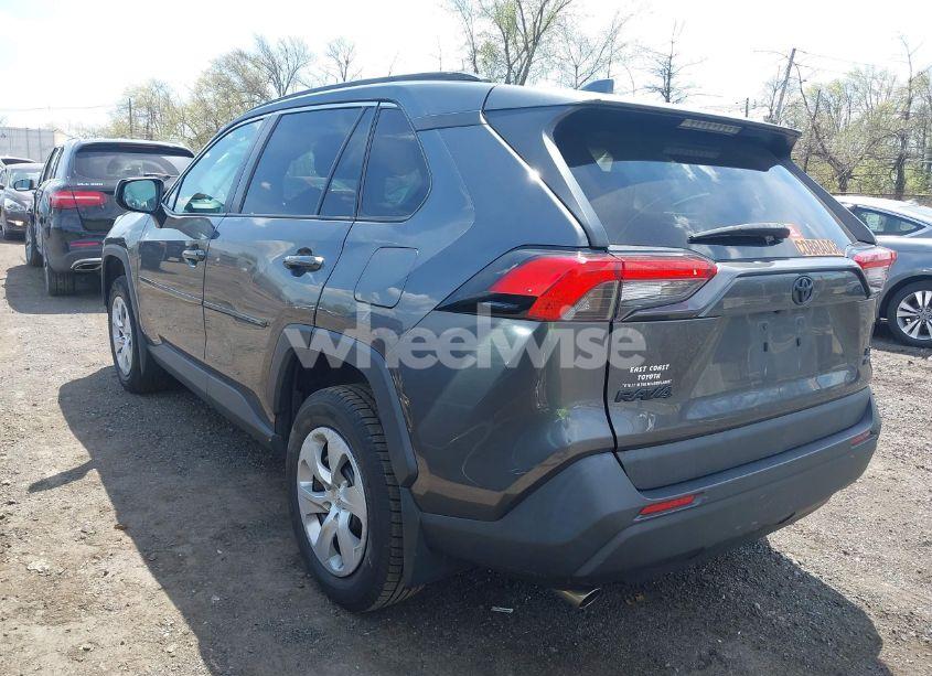 Photo 3 of 2019 Toyota Rav4 LE (VIN 2T3F1RFV0KC057197)