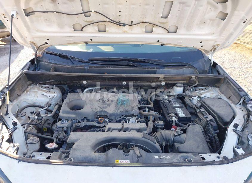 Photo 10 of 2019 Toyota Rav4 LE (VIN 2T3F1RFV0KW071843)