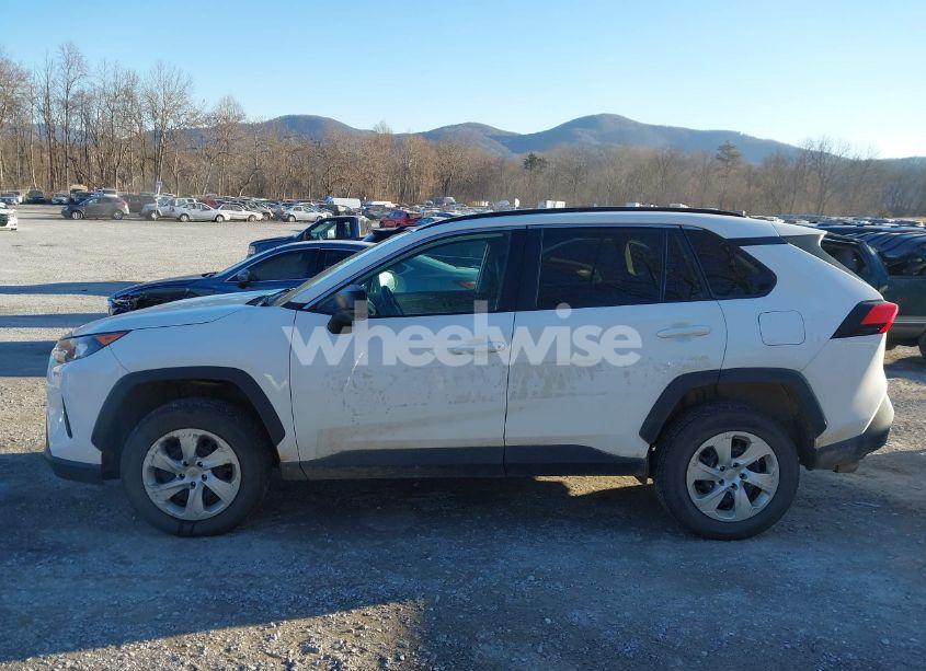 Photo 15 of 2019 Toyota Rav4 LE (VIN 2T3F1RFV0KW071843)