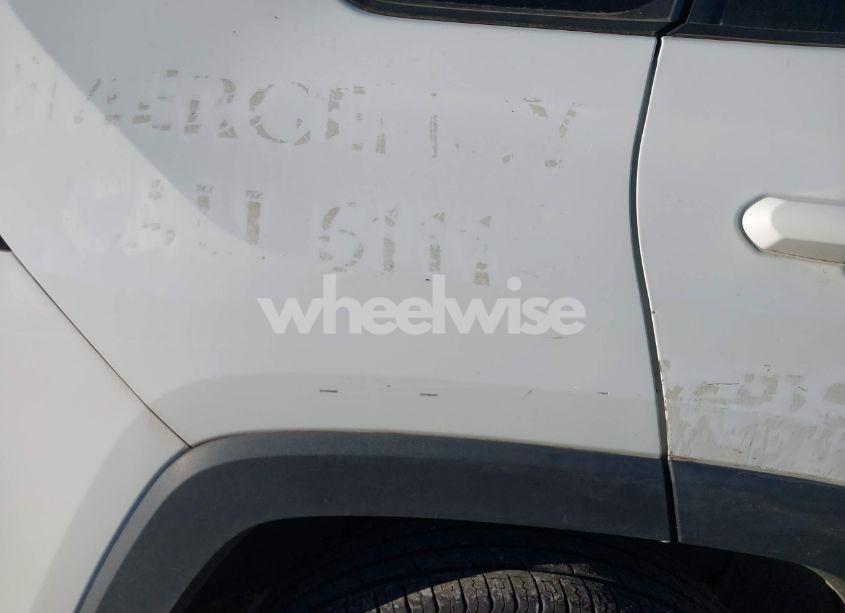 Photo 22 of 2019 Toyota Rav4 LE (VIN 2T3F1RFV0KW071843)