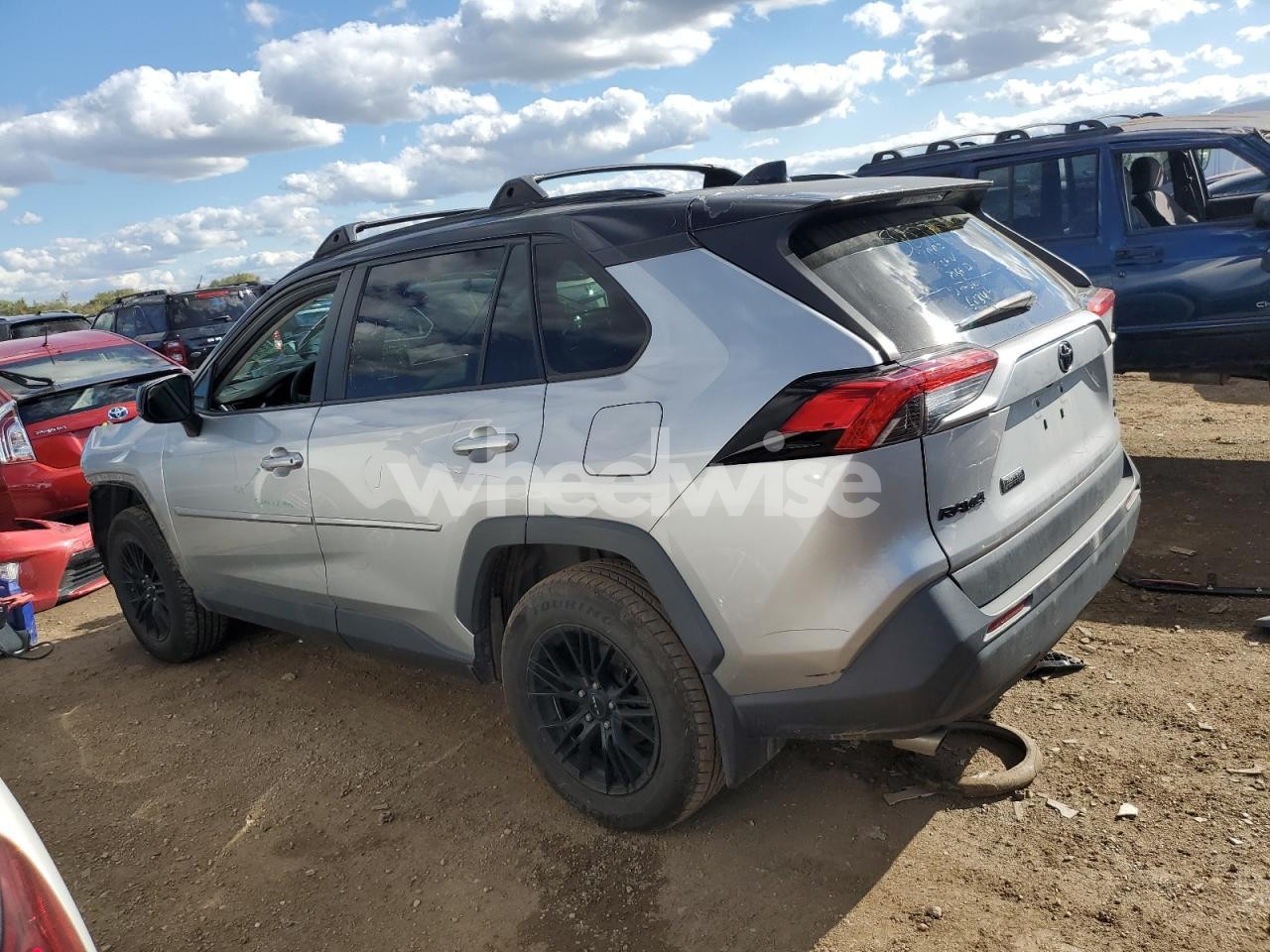 Photo 2 of 2020 TOYOTA RAV4 LE (VIN 2T3F1RFV0LC080450)