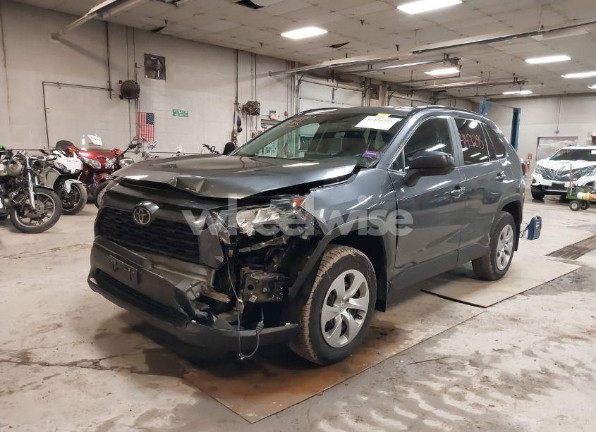 Photo 2 of 2021 Toyota Rav4 LE (VIN 2T3F1RFV0MC204959)