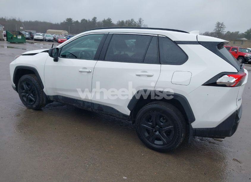 Photo 3 of 2021 Toyota Rav4 LE (VIN 2T3F1RFV0MC248475)