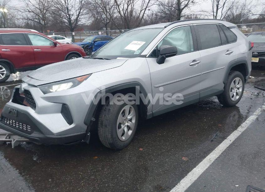 Photo 2 of 2021 Toyota Rav4 LE (VIN 2T3F1RFV0MC249416)