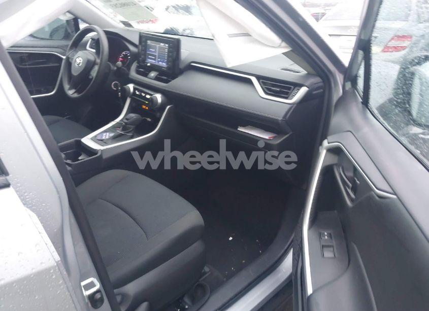 Photo 5 of 2021 Toyota Rav4 LE (VIN 2T3F1RFV0MC249416)