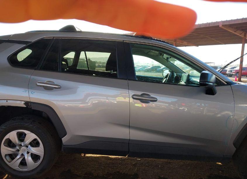 Photo 14 of 2021 Toyota Rav4 LE (VIN 2T3F1RFV0MW182914)