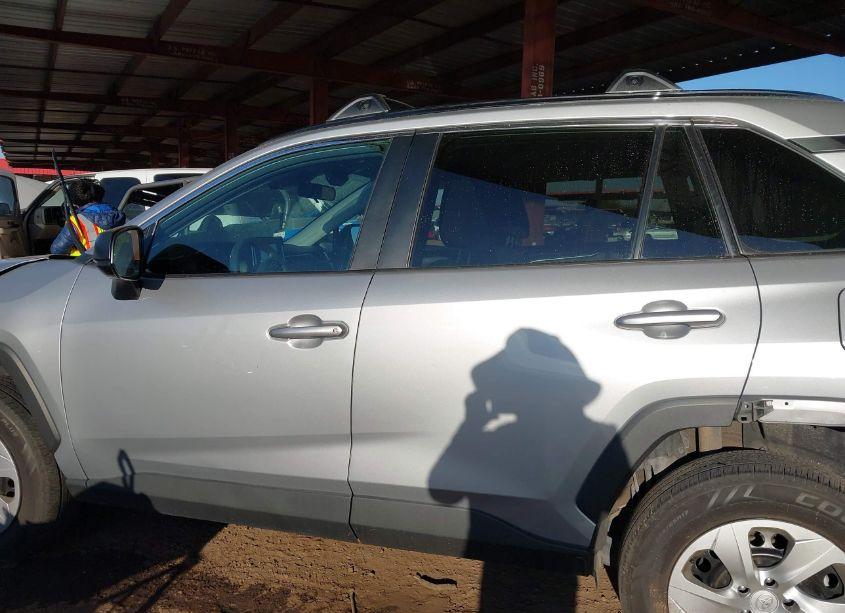 Photo 15 of 2021 Toyota Rav4 LE (VIN 2T3F1RFV0MW182914)