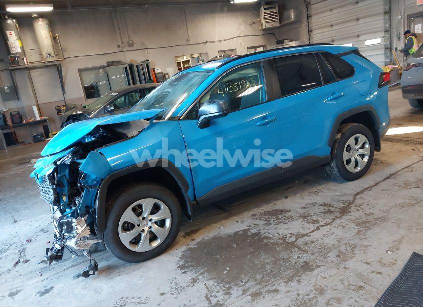 Photo 2 of 2021 Toyota Rav4 LE (VIN 2T3F1RFV0MW184811)