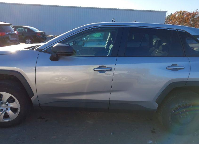 Photo 13 of 2022 Toyota Rav4 LE (VIN 2T3F1RFV0NC257131)