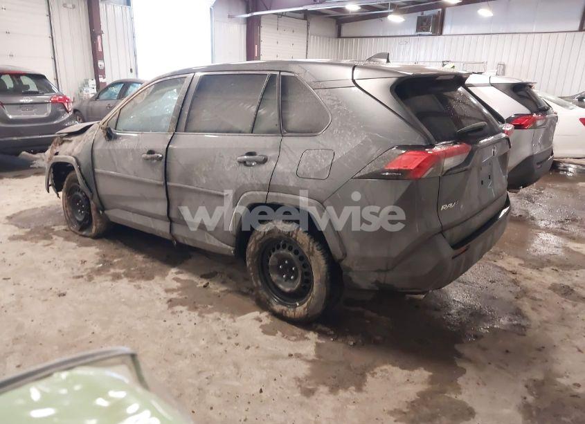 Photo 3 of 2022 Toyota Rav4 LE (VIN 2T3F1RFV0NW301868)