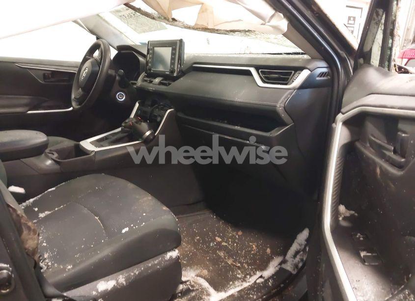 Photo 5 of 2022 Toyota Rav4 LE (VIN 2T3F1RFV0NW301868)