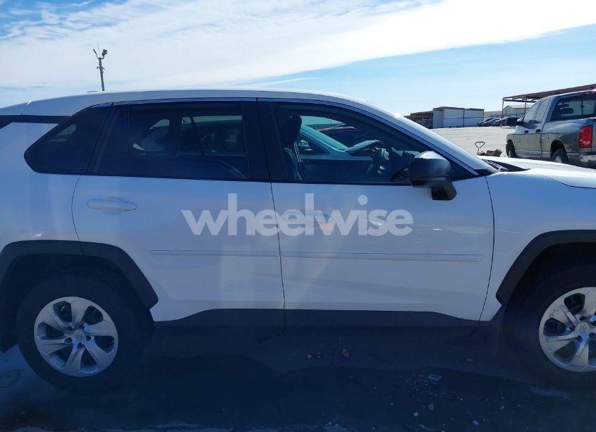 Photo 14 of 2023 Toyota Rav4 LE (VIN 2T3F1RFV0PC330405)