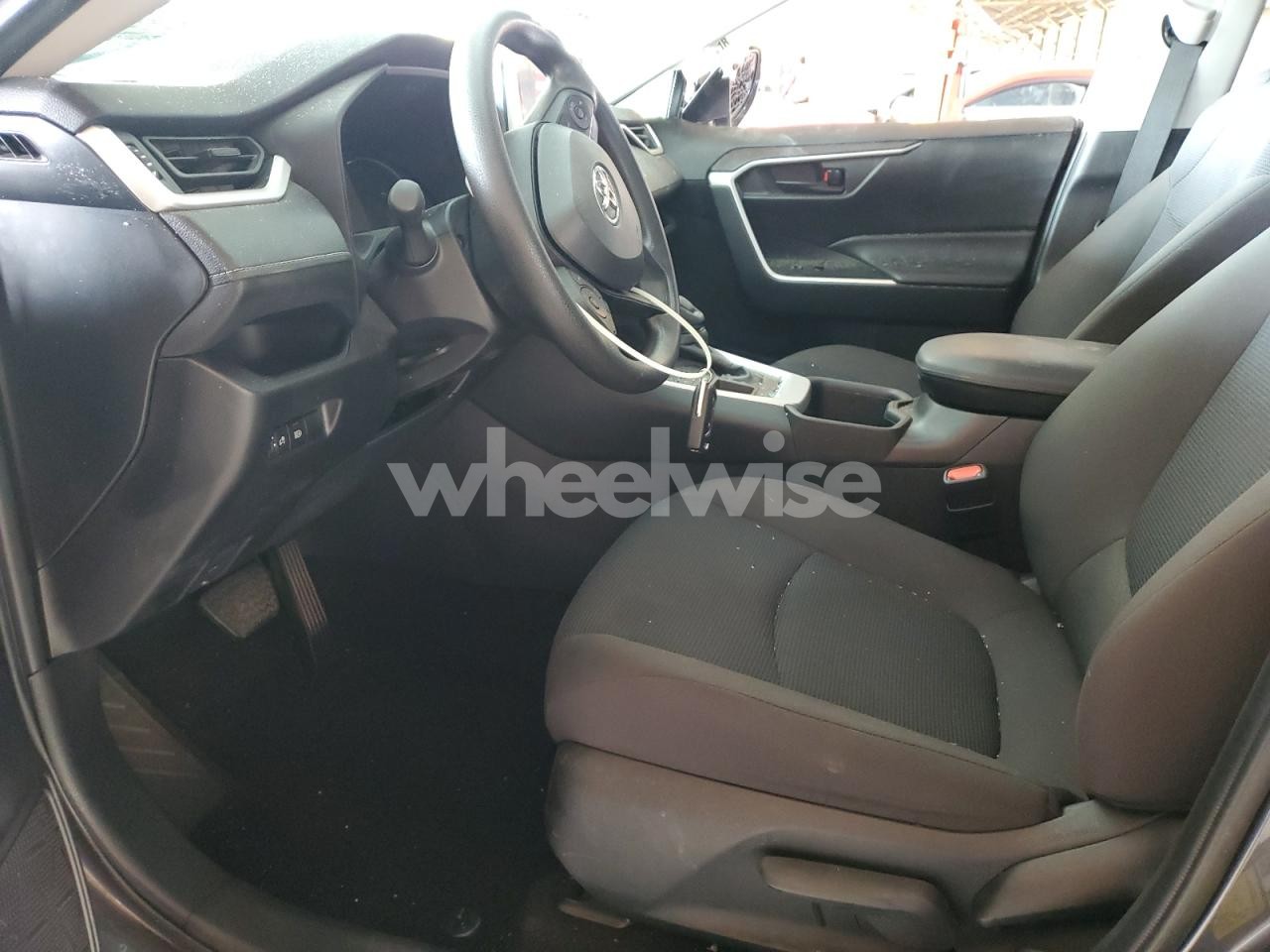 Photo 7 of 2025 TOYOTA RAV4 LE (VIN 2T3F1RFV0SW496740)