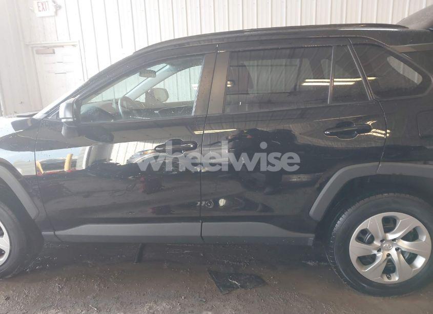 Photo 15 of 2019 Toyota Rav4 LE (VIN 2T3F1RFV1KW022070)