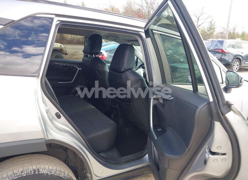 Photo 8 of 2020 Toyota Rav4 LE (VIN 2T3F1RFV1LC120261)