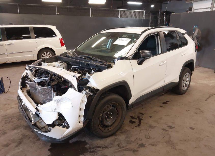 Photo 2 of 2021 Toyota Rav4 LE (VIN 2T3F1RFV1MC184625)