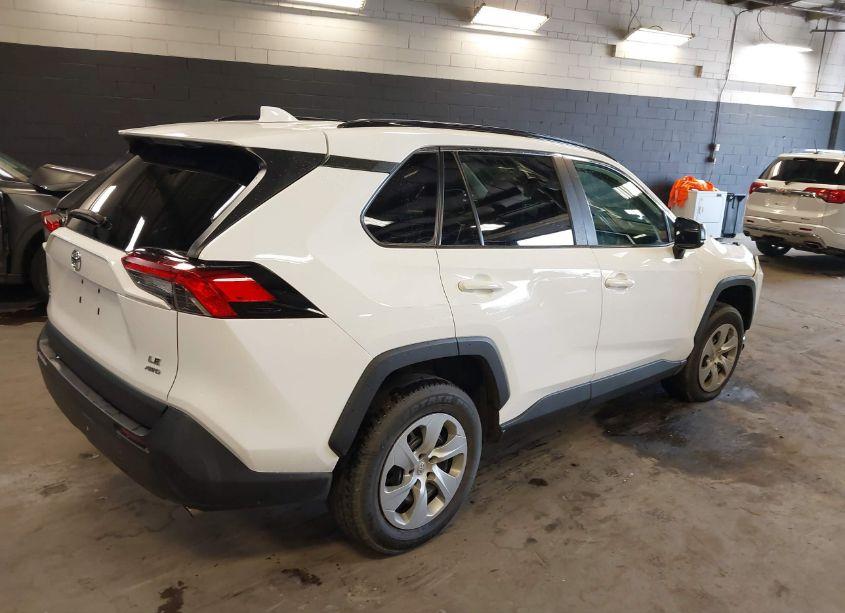 Photo 4 of 2021 Toyota Rav4 LE (VIN 2T3F1RFV1MC184625)