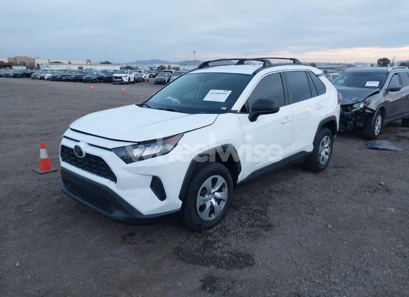 Photo 2 of 2021 Toyota Rav4 LE (VIN 2T3F1RFV1MC241485)
