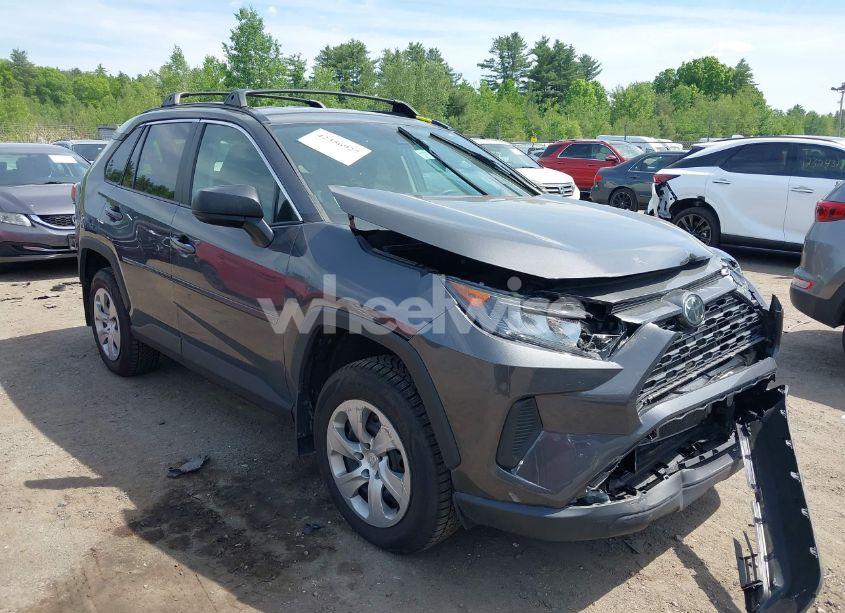 2021 Toyota Rav4 LE (VIN 2T3F1RFV1MW145404) main photo