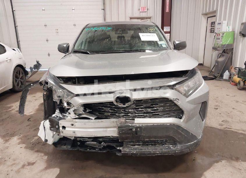 Photo 13 of 2022 Toyota Rav4 LE (VIN 2T3F1RFV1NC284970)