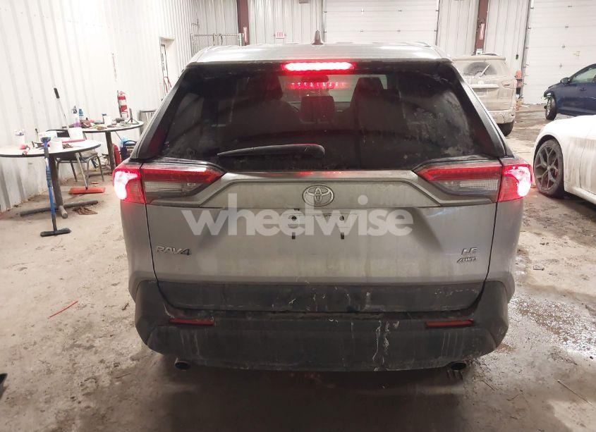 Photo 17 of 2022 Toyota Rav4 LE (VIN 2T3F1RFV1NC284970)