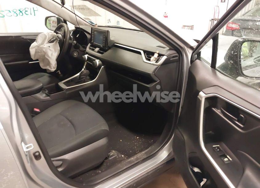 Photo 5 of 2022 Toyota Rav4 LE (VIN 2T3F1RFV1NC284970)